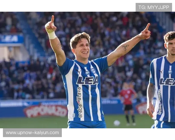 于纳尔81分钟抽射破网,激情滑跪庆祝 于纳尔81分钟抽射破网,激情滑跪庆祝