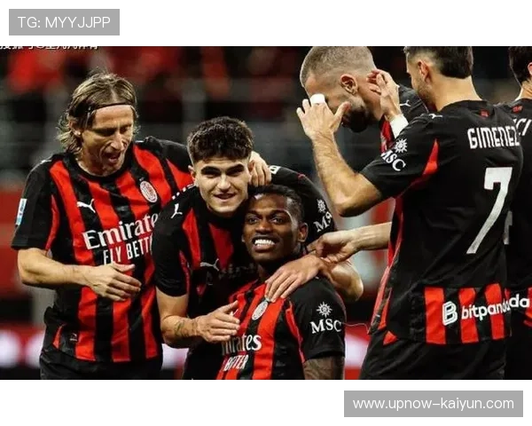 AC米兰1-1惊险绝平热那亚，莱奥补时头槌救主